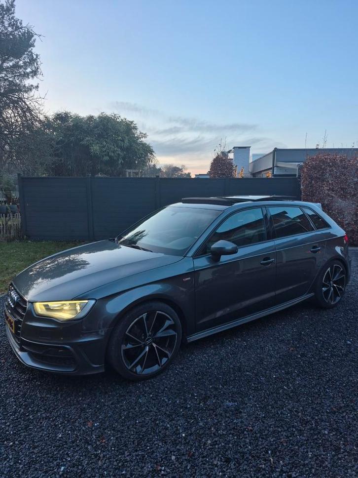 Audi a3, 14tfsi ,bj2013 ,215dkm,pano dak,cruisecontrol,...., Auto's, Audi, Particulier, A3, Cruise Control, Benzine, Automaat