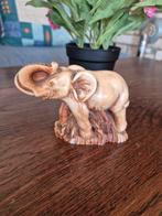 Kleine ivoorine olifant decoratie, Ophalen of Verzenden, Zo goed als nieuw