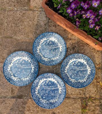 4 platte borden Royal Tudor Ware  beschikbaar voor biedingen