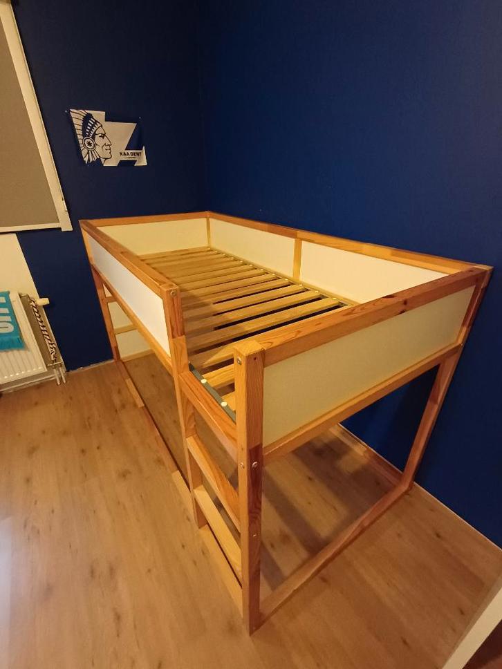 Bed KURA Ikea, Kinderen en Baby's, Kinderkamer | Stapelbedden en Hoogslapers, Gebruikt, Halfhoogslaper, Ophalen