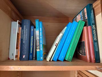 Boeken varia beschikbaar voor biedingen