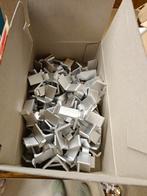 Aluminium haken 200 stuks nieuw, legselhaken, Ophalen of Verzenden, Zo goed als nieuw