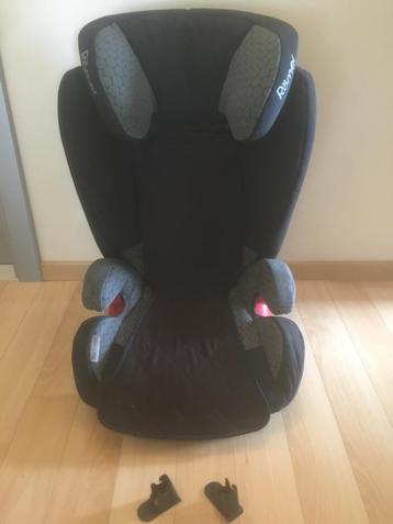 Autostoel Römer kidfix universal + anti-zweet kussen beschikbaar voor biedingen