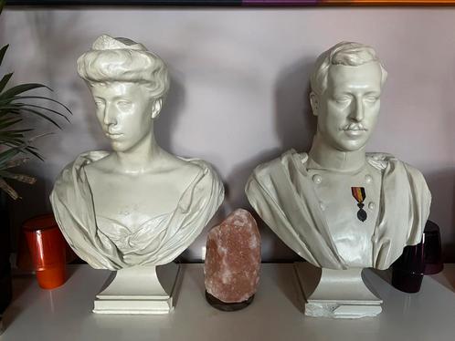 Twee bustes; Koning Albert I en Koningin Elisabeth, Antiek en Kunst, Curiosa en Brocante, Ophalen