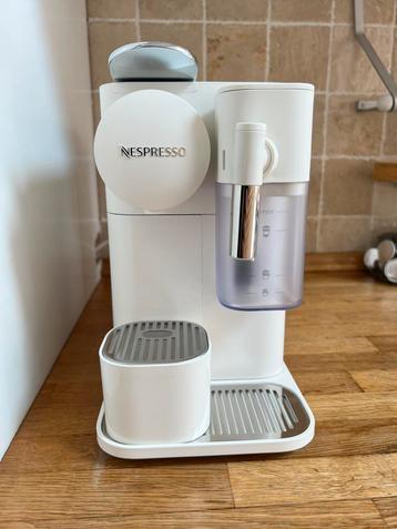 De’Longhi Lattissima One Nespresso, Elektronische apparatuur, Koffiezetapparaten, Ophalen, Zo goed als nieuw, Overige modellen