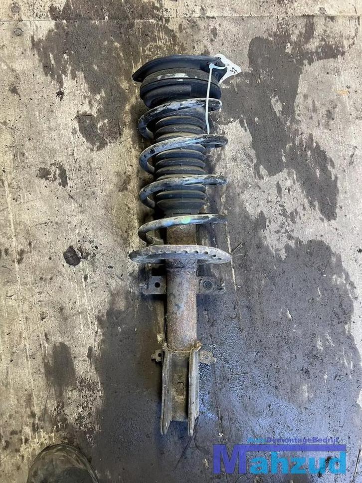 RENAULT KANGO links voor veerpoot 2008-2013, Autos : Pièces & Accessoires, Suspension & Châssis, Renault, Utilisé