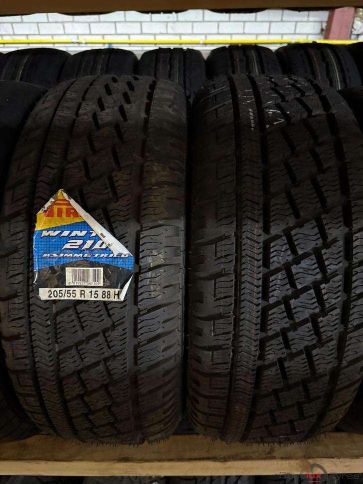 winter nieuw 205/55R15 Pirelli 205/55 R15 205/55/15 2055515, Auto-onderdelen, Banden en Velgen, Band(en), Winterbanden, 15 inch