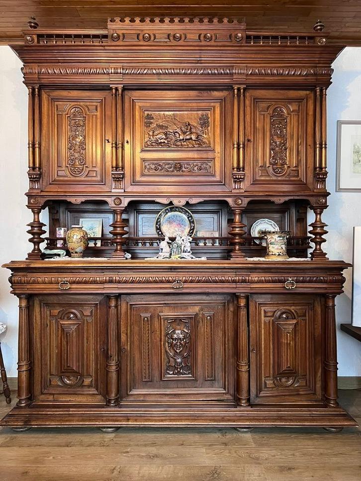Buffetkast Henri Deux 2m x 2,52m, Antiek en Kunst, Antiek | Meubels | Kasten, Ophalen