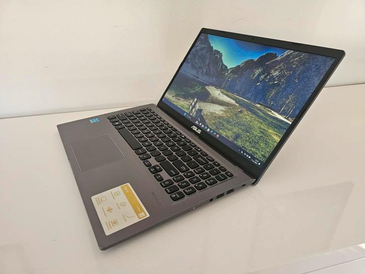 Asus Vivobook 15" Full HD laptop in nieuwstaat, Computers en Software, Windows Laptops, Zo goed als nieuw, 15 inch, SSD, 3 tot 4 Ghz