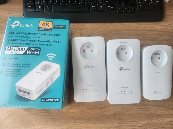 Tp link powerline Kit dual band 1300 Mbps: 4 adapters, Computers en Software, Powerlines, Nieuw, Ophalen