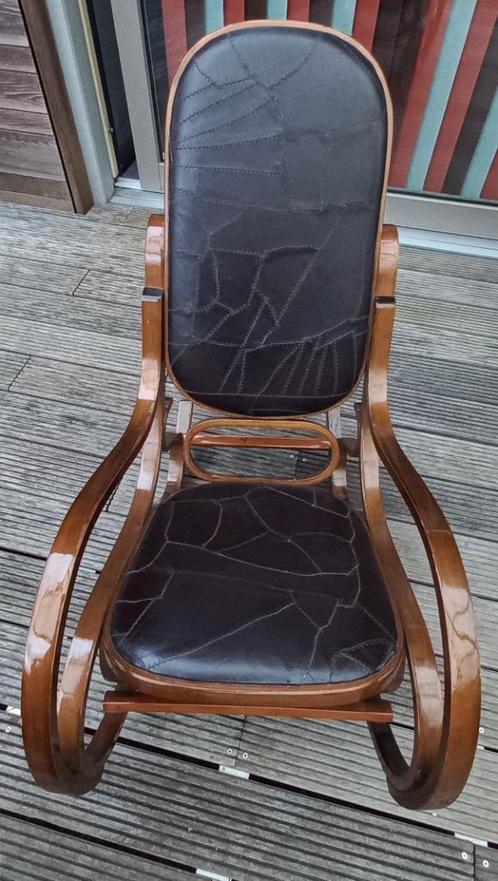 Vintage schommelstoel van Luigi Crassevig, Italië jaren 70, Antiek en Kunst, Antiek | Meubels | Stoelen en Sofa's, Ophalen of Verzenden