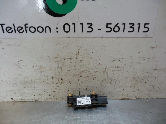 Détecteur airbag d'un Audi A4 (A4 01-), Autos : Pièces & Accessoires, Autres pièces automobiles, Audi, Utilisé, 3 mois de garantie