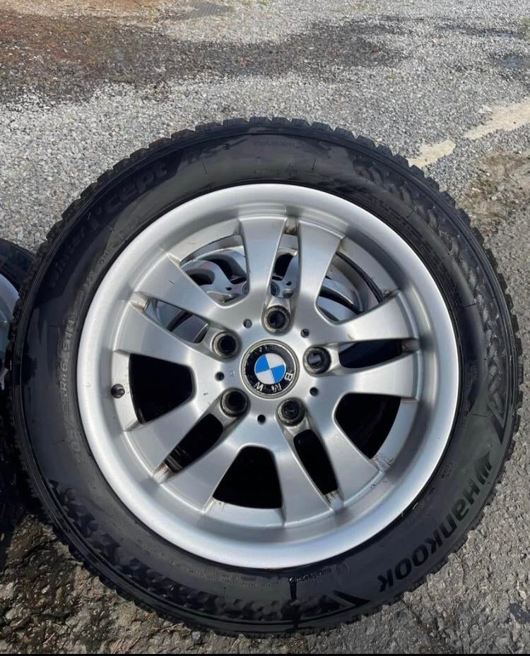 Zeer mooie bmw velgen en banden 16 inch, Auto-onderdelen, Banden en Velgen, Ophalen, 16 inch, Band(en)
