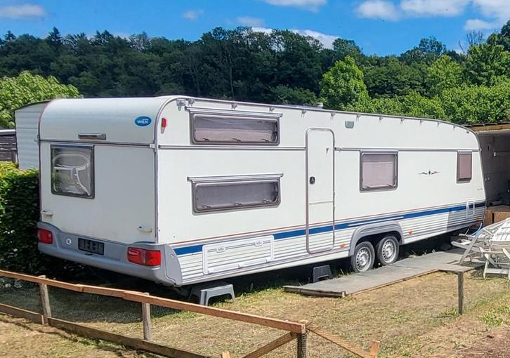 2002 Wilk Stern 700 double essieu 4-6 couchettes + auvent, Caravanes & Camping, Caravanes, Particulier, jusqu'à 6, 1500 - 2000 kg