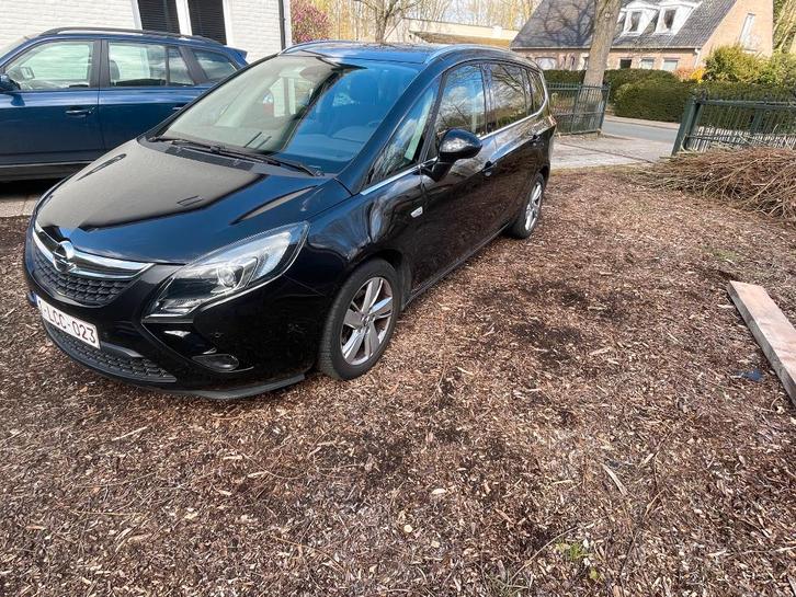 Opel Zafira Tourer 2015 (roetfilter kapot) HANDELAAR/EXP, Auto's, Opel, Particulier, Zafira, Achteruitrijcamera, Adaptive Cruise Control