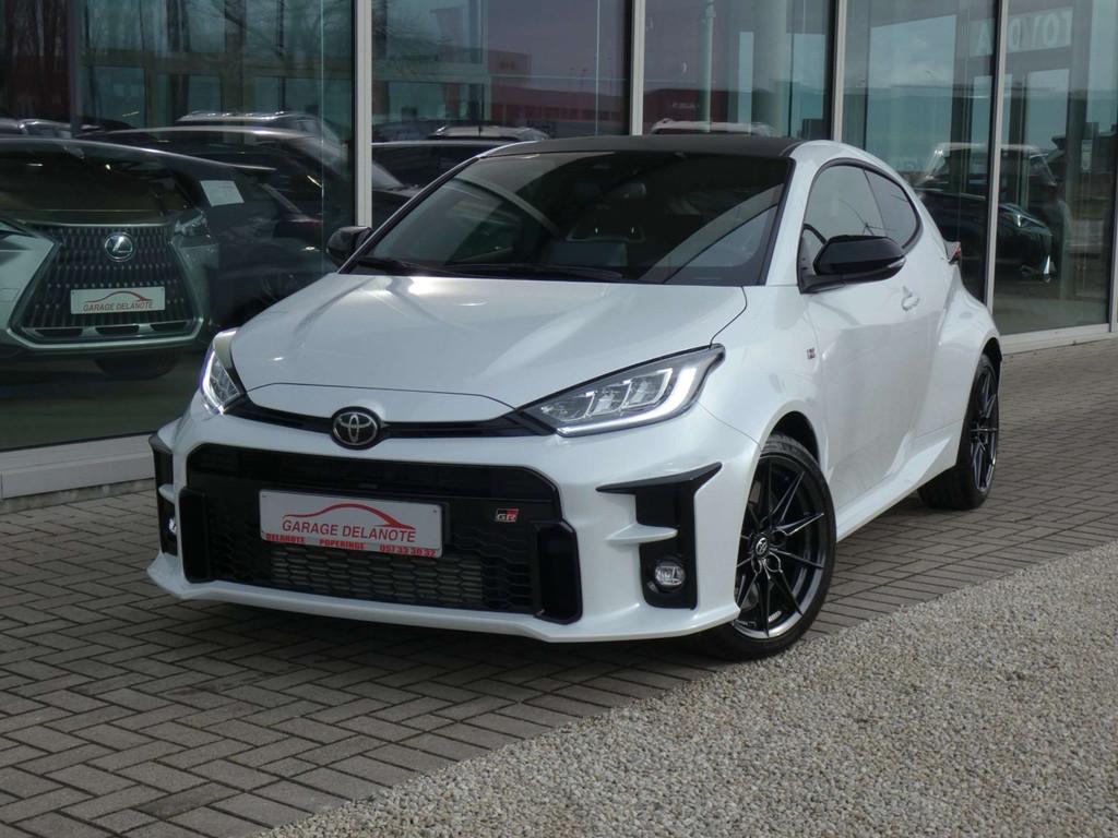 Toyota Yaris GR 1.6 Turbo 4x4 *High Performance* 261pk *2024, 1618 cc, Wit, Bedrijf, Vierwielaandrijving