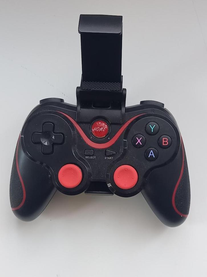 a vendre une manette de jeu pour GSM androïde état neuf, Consoles de jeu & Jeux vidéo, Consoles de jeu | Accessoires Autre, Comme neuf