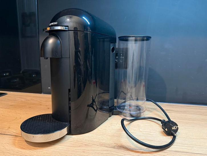 Nespresso Vertuo Deluxe Plus, Electroménager, Cafetières, Comme neuf, Cafetière, Enlèvement ou Envoi