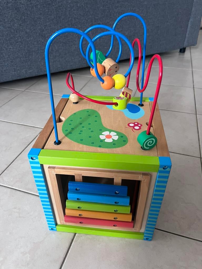 houten educatieve activiteitenkubus, Ophalen, Gebruikt
