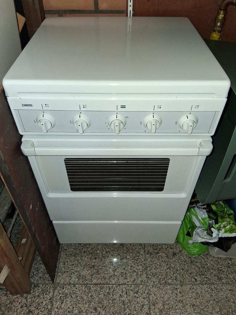 Gasvuur op aardgas, Elektronische apparatuur, Droogkasten, Ophalen