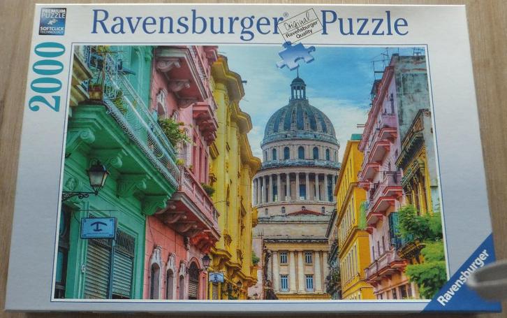 Puzzel - Ravensburger 2000 - Colorfull Cuba, Hobby en Vrije tijd, Denksport en Puzzels, Gebruikt, Legpuzzel, Meer dan 1500 stukjes
