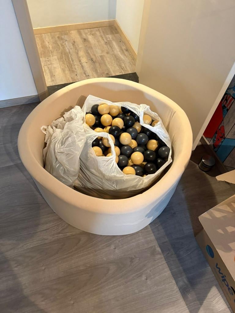 Ballenbad Moje, Kinderen en Baby's, Ophalen