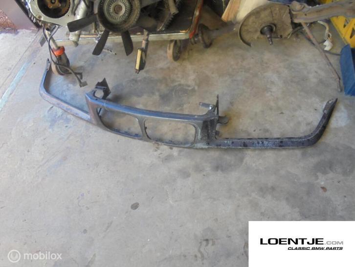 Grillehouder frame front bmw e36, Auto-onderdelen, Carrosserie, BMW, Gebruikt, Ophalen of Verzenden