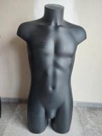 Buste torse Homme, Ophalen