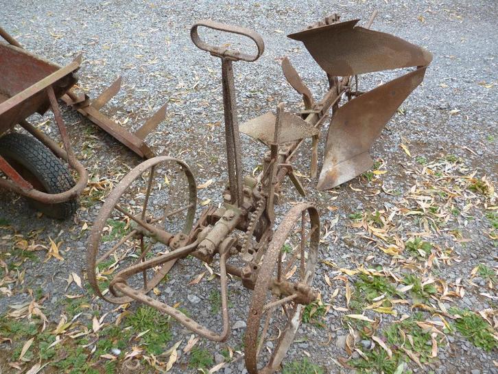ancienne CHARRUE déco vintage bon état, Jardin & Terrasse, Statues de jardin, Métal, Enlèvement