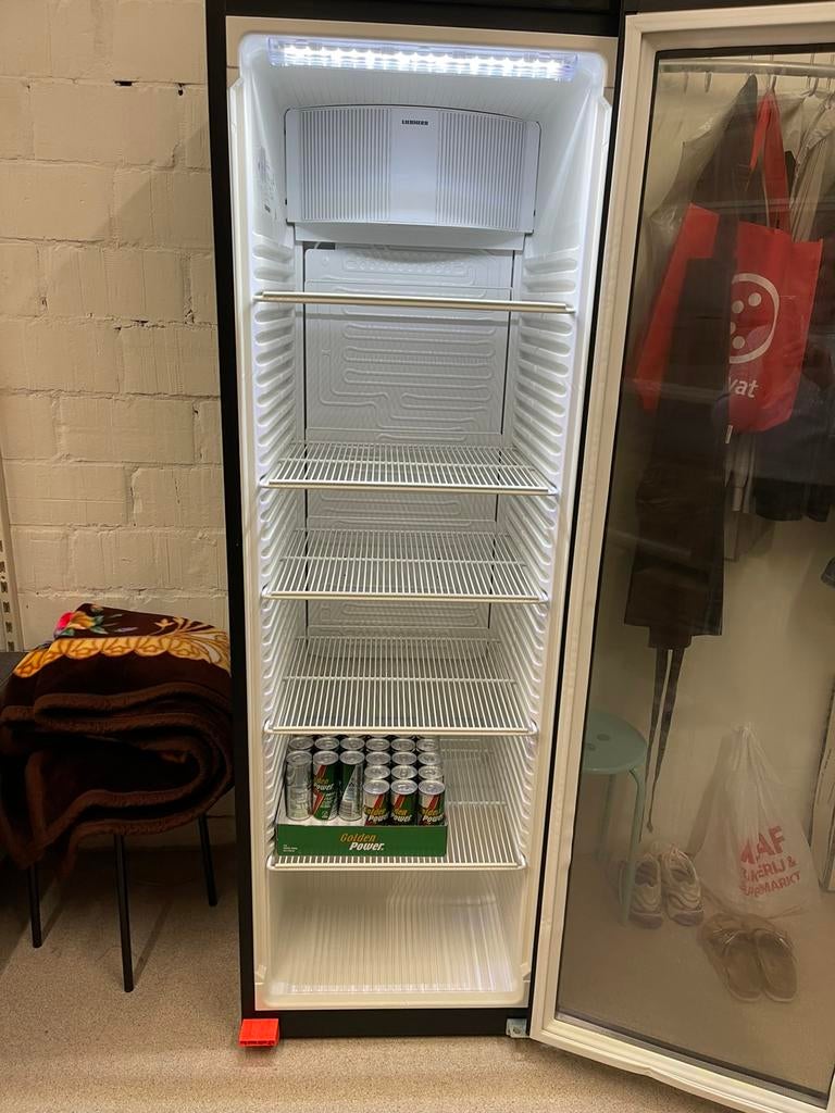 Te koop frisdrank frigo, Ophalen, Zo goed als nieuw