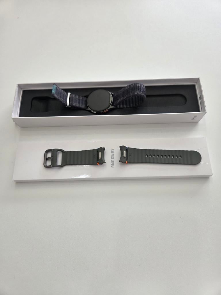 Samsung Galaxy Watch 7 LTE green met extra polsbandje, Ophalen