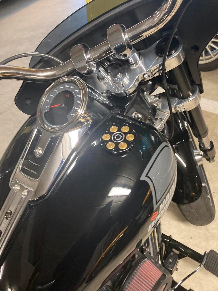 Harley sportglide noir ,Moteur 107 suivi chez American Fever, Motos, Pièces | Harley-Davidson, Neuf, Enlèvement