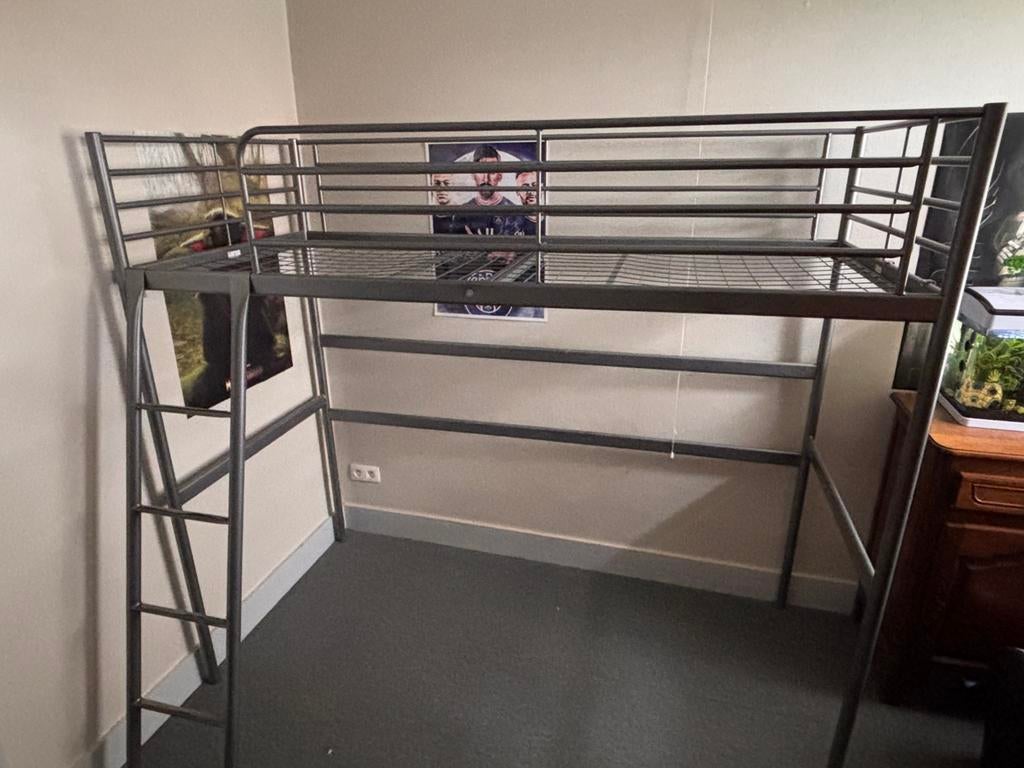 IKEA Hoogslaper beds (2 stuks), Ophalen, Zo goed als nieuw, Hoogslaper