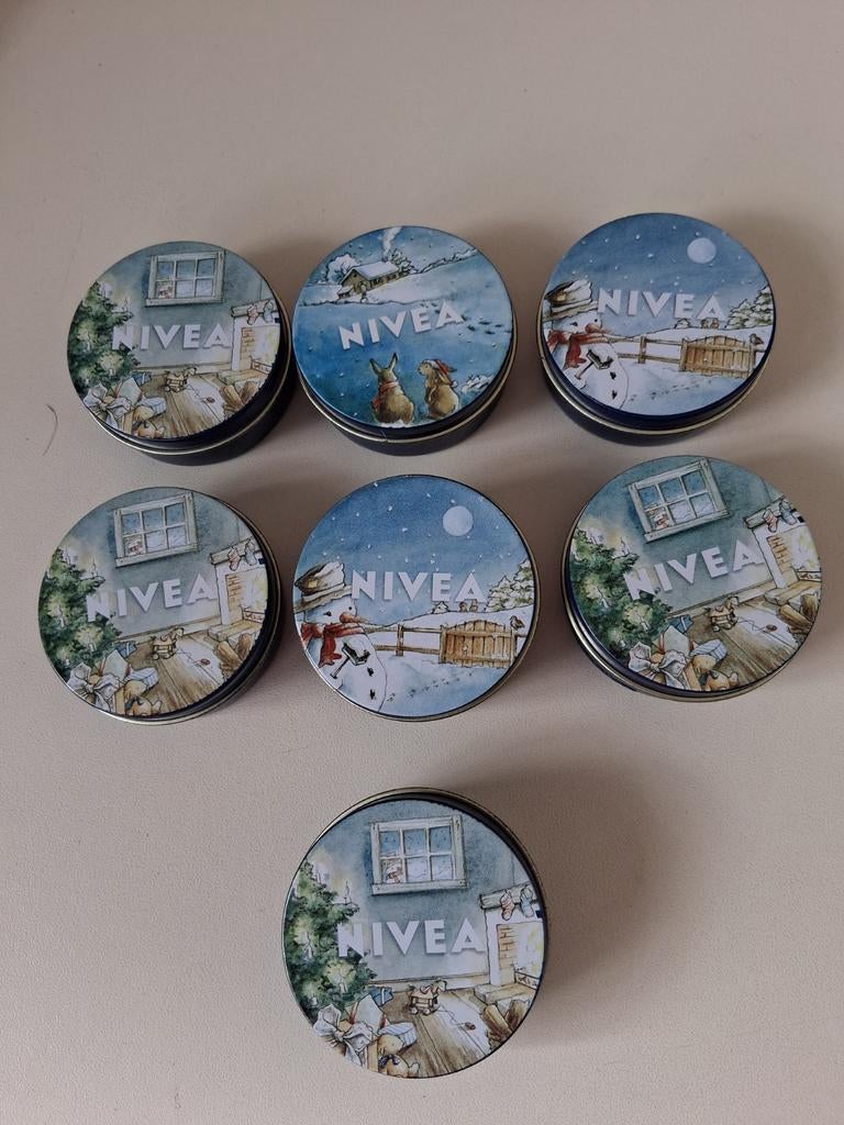 7 mini blikken doosjes Nivea, Ophalen of Verzenden