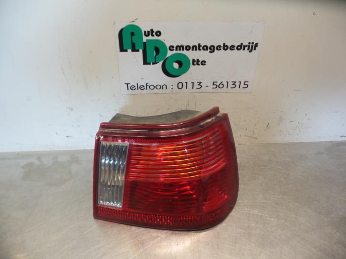 Achterlicht rechts van een Seat Ibiza (Ibiza 99-), Auto-onderdelen, Verlichting, Seat, Gebruikt, 3 maanden garantie, Ophalen of Verzenden