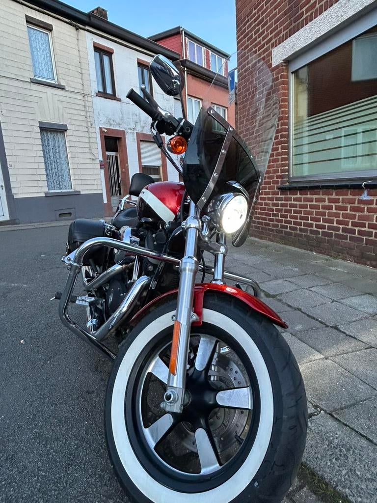 Sportster 1200 custom, Motos, Particulier