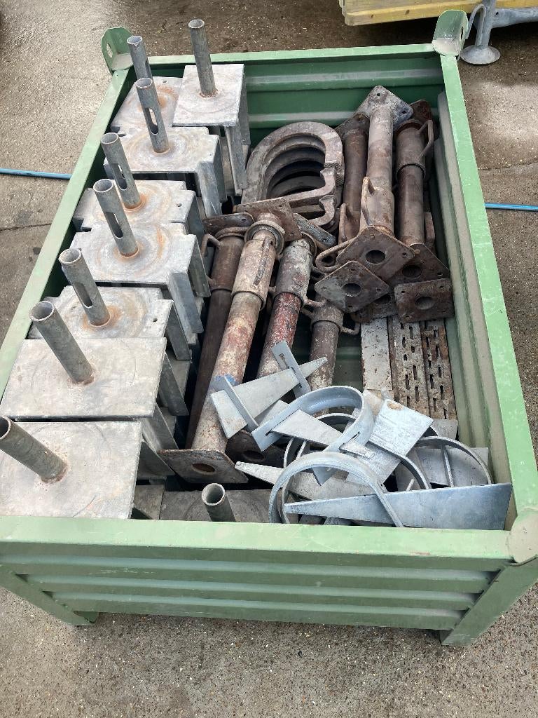 betonmolens +allerlei, Diensten en Vakmensen