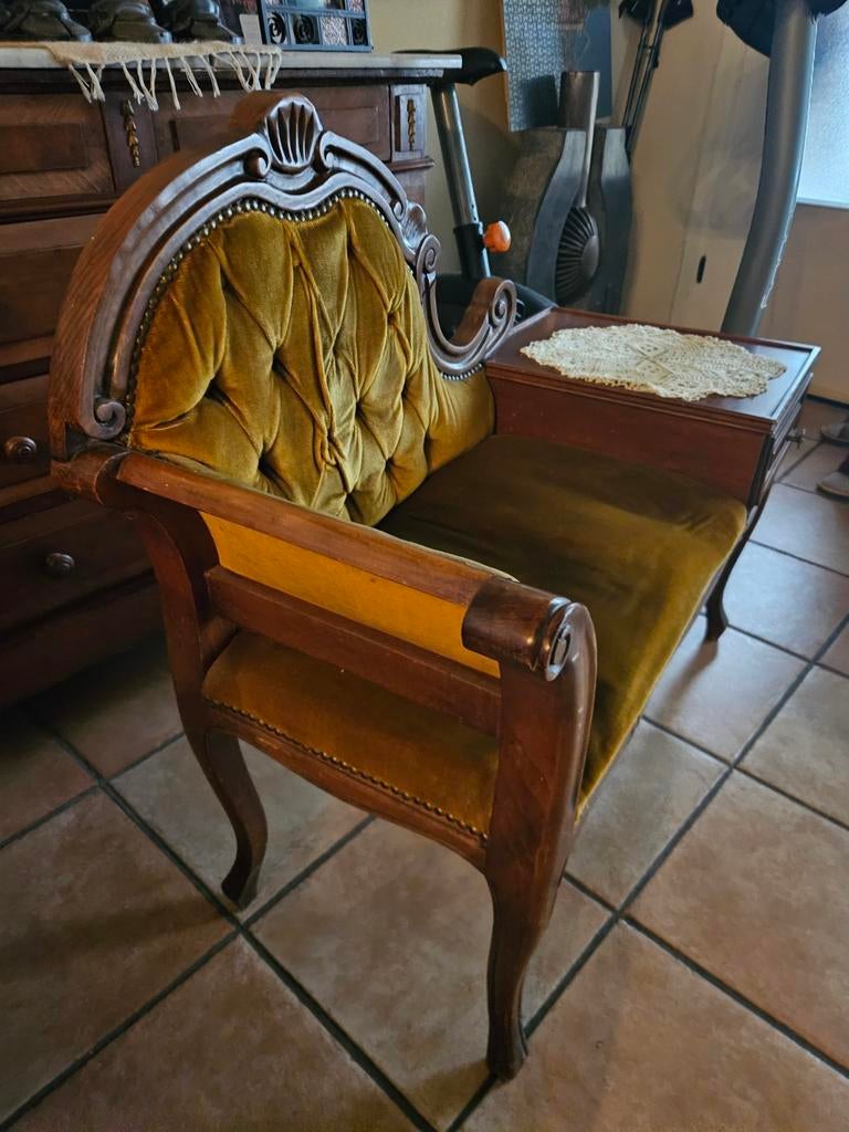 Beau banc de téléphone vintage, Antiquités & Art, Enlèvement