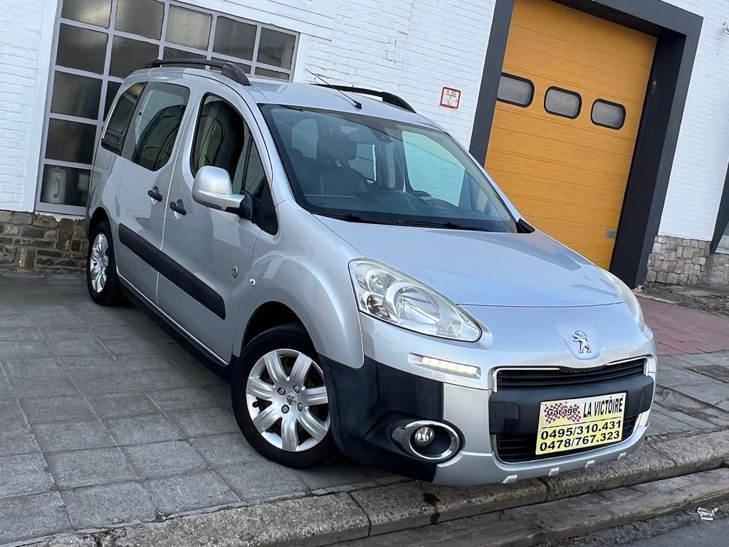 Peugeot Partner 5 PLACES 1.6HDi 2014année 68kw 0032478767323, Achat, Boîte manuelle, Entretenue par le concessionnaire, Autre carrosserie