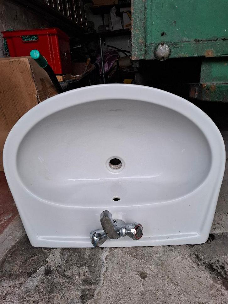 évier salle de bain, Huis en Inrichting, Badkamer | Badkamermeubels, Zo goed als nieuw, Wasbak of Wastafel, Minder dan 100 cm
