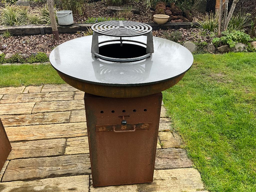 Plancha, Jardin & Terrasse, Barbecues au charbon de bois, Neuf, Enlèvement