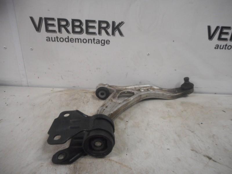 DRAAGARM RECHTS VOOR Ford Focus (bv613a423r7f3dvx), Gebruikt, Ford