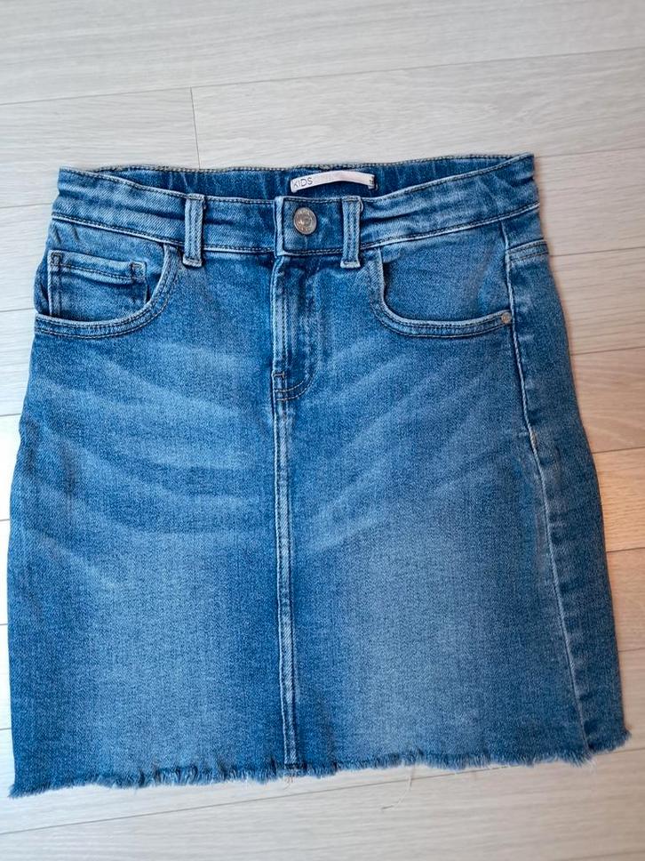Blauwe jeans rok - 12 jaar - goede staat, Kleding | Dames, Rokken, Zo goed als nieuw, Maat 34 (XS) of kleiner, Blauw, Knielengte