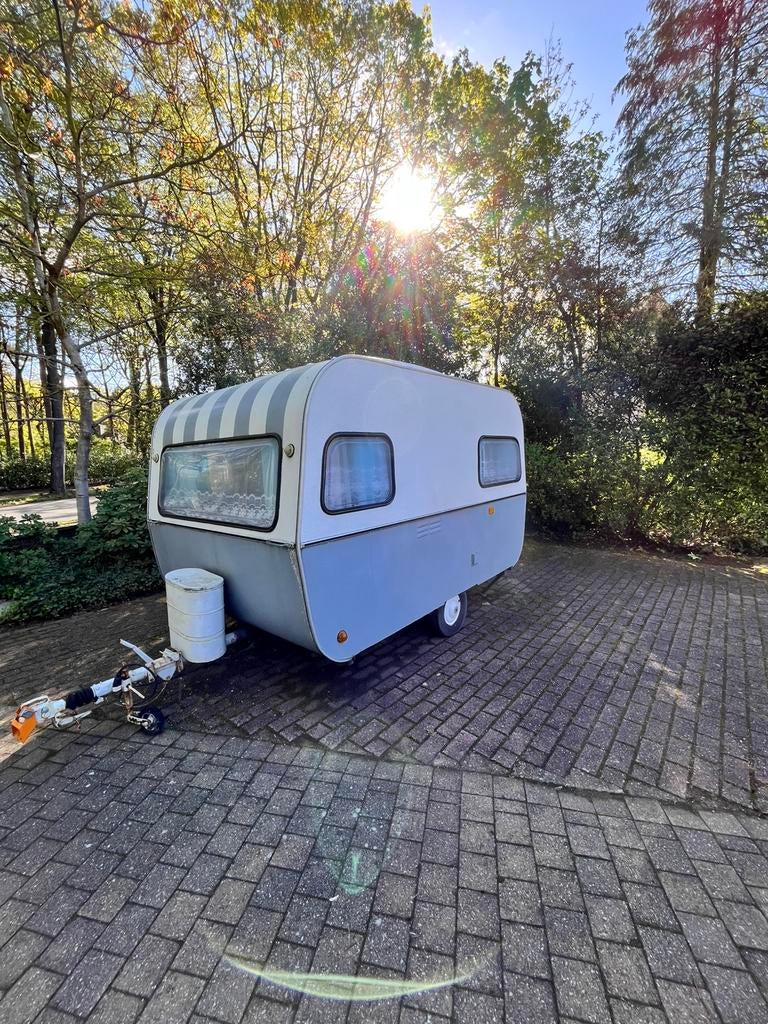 Caravane rétro De Reu Casbah 1967, Caravanes & Camping, Jusqu'à 4 m, Particulier, 500 - 750 kg, Siège de train