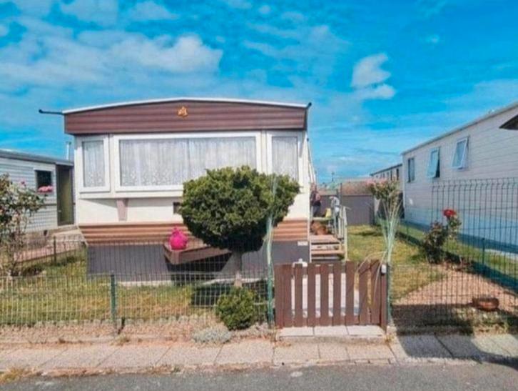 Residentiële caravan met zwembad. Verhuur het hele jaar, Caravans en Kamperen, Verhuur