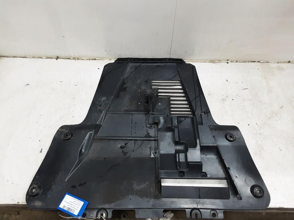 CACHE SOUS MOTEUR Renault Kangoo / Grand Kangoo (KW), Autos : Pièces & Accessoires, Renault, Mevr. I. Hauben, Utilisé, Rue de l'Espoir 34 34
4030  GRIVEGNÉE, BE