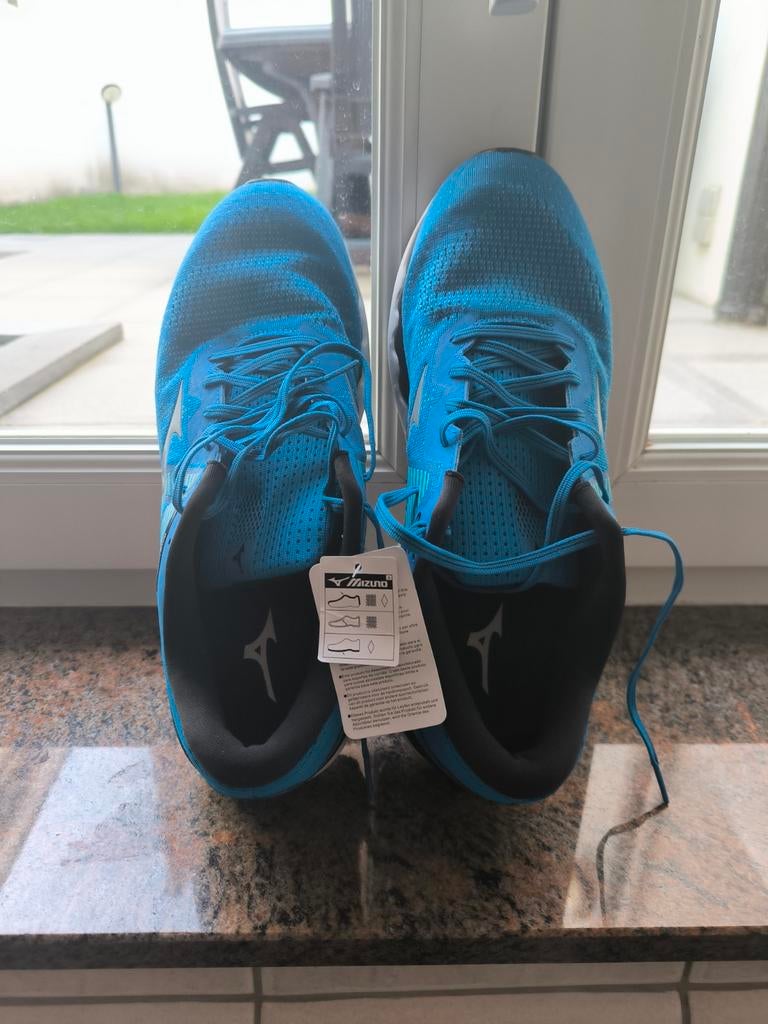 Basket running mizuno energy  wave horizon 5, Sport en Fitness