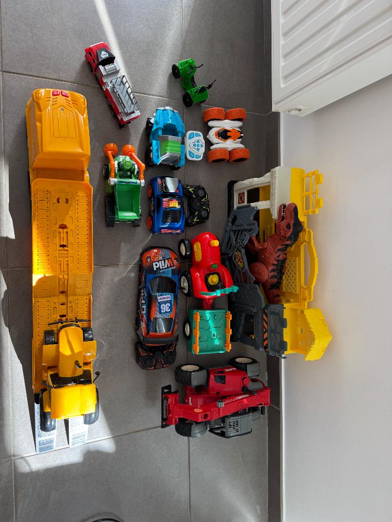 Lot de jouets enfants, Enfants & Bébés, Jouets | Véhicules en jouets, Utilisé, Télécommande, Enlèvement