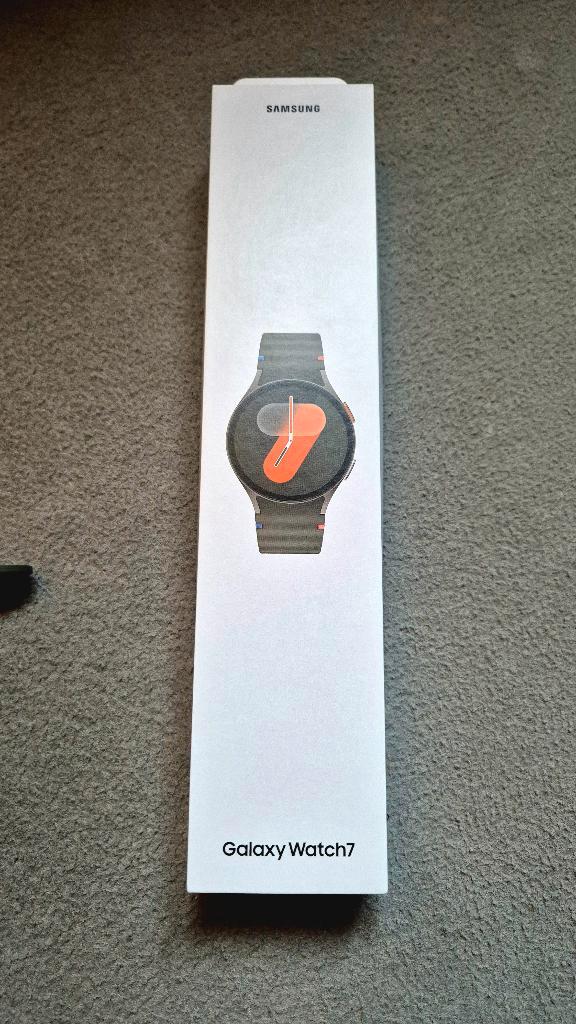 Samsung galaxy watch 7, Bijoux, Sacs & Beauté, Montres connectées, Neuf, Android, Gris, Distance, Bandage calorique, État, GPS