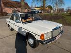 Mercedes-Benz W123 240D Automaat, Auto's, Automaat, Achterwielaandrijving, Beige, Wit